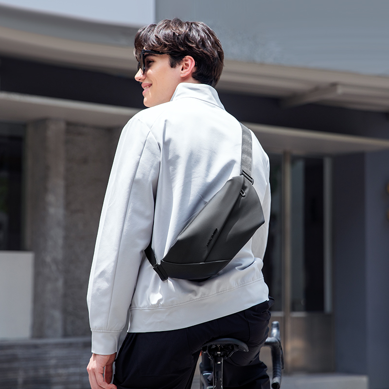 MARK RYDEN Men Crossbody Sling - Cycling Commuter Bag 评论和价格